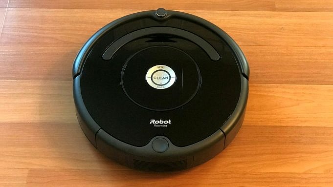 Robot Aspirador IRobot Roomba 675 Frente A Shark ION R85